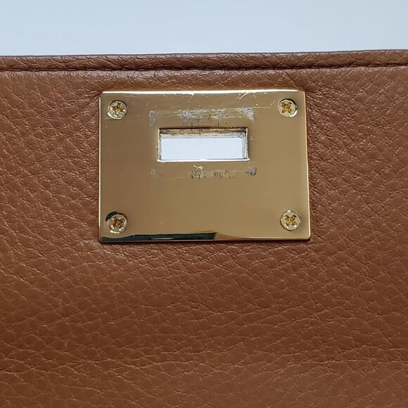 Michael Kors Astrid Carryall Wallet Tan Leather With Gold-Tone Lock Closure - Picture 7 of 13